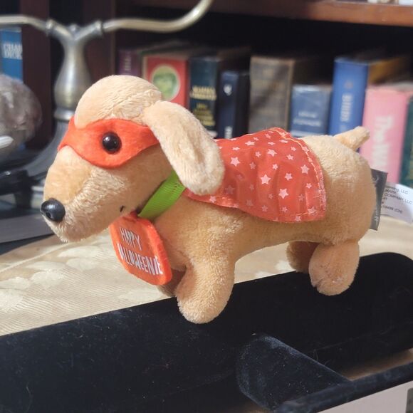 Hallmark Happy Halloweenie Dachshund 6” dog plush in a Mask & Glow in Dark Cape - Picture 13 of 13
